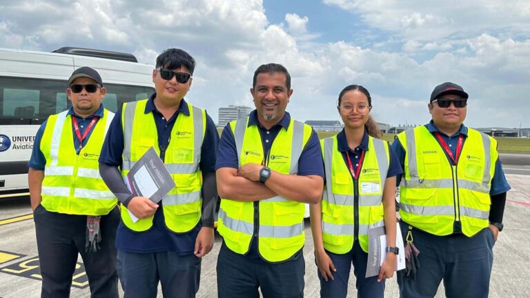 Ground Handling , Singapore